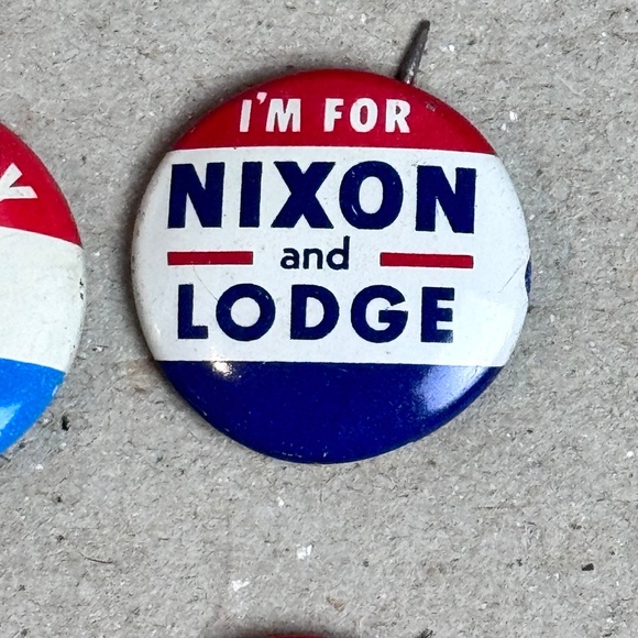 Politcal Pinback Buttons - Nixon & Kennedy - Picture 3 of 10